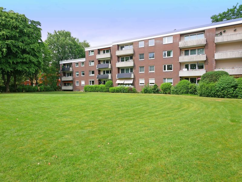 3 - 4 Zimmer Endetage mit Loggia